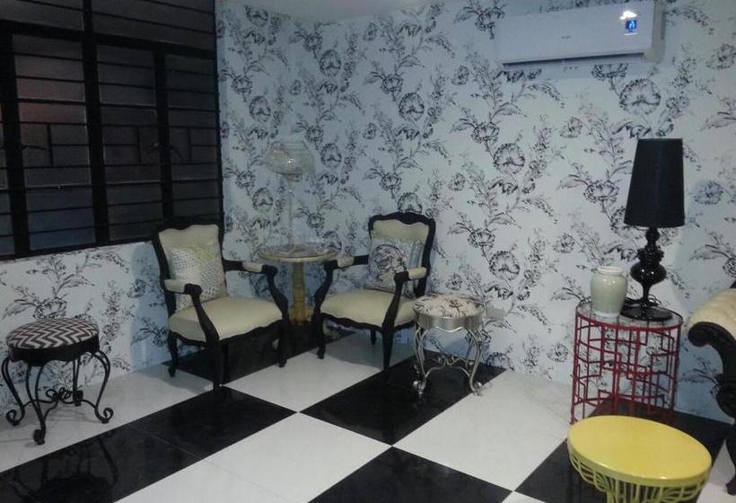 Bgc Hostel And Dorm  Qc