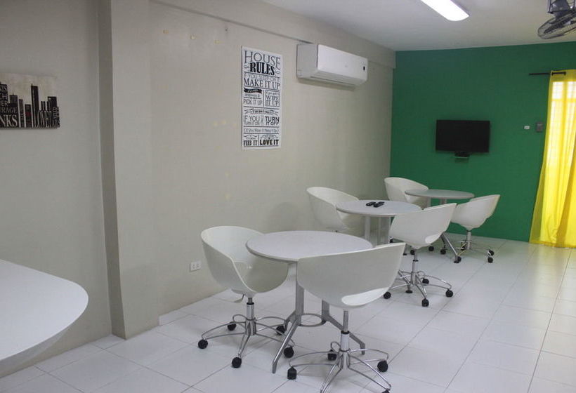 Bgc Hostel And Dorm  Qc