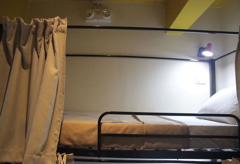 Bgc Hostel And Dorm  Qc