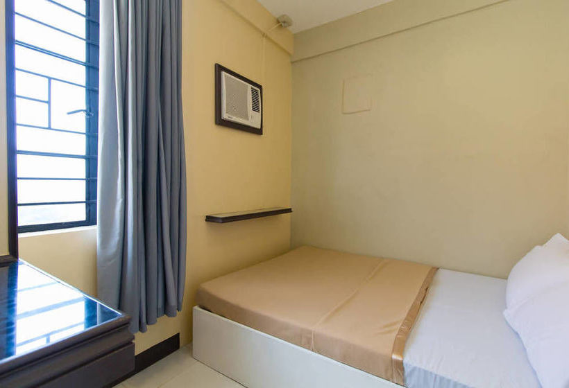 Bgc Hostel And Dorm  Qc