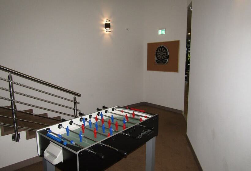 Castellum Hotel Hollókő