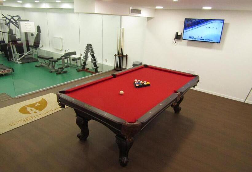 Castellum Hotel Hollókő