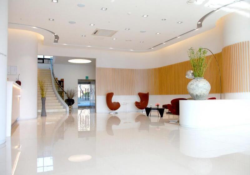 Crown Hotel Changwon