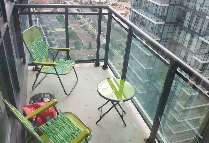 Custom Luxury Suite   By Elite Suites