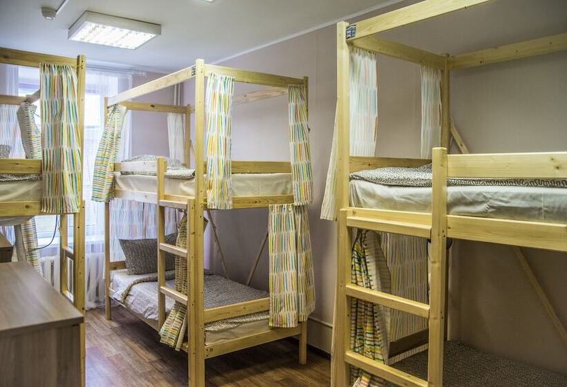 Hostel Esenin
