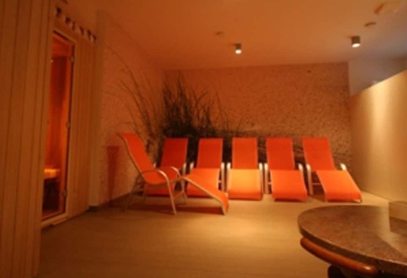 هتل Apartments & Wellness Skok