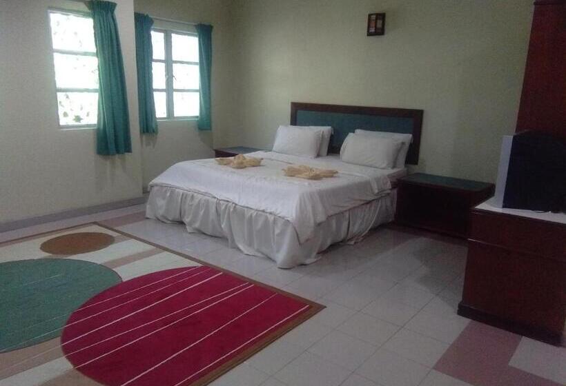 בית מלון כפרי Arwana Inn Tok Bali