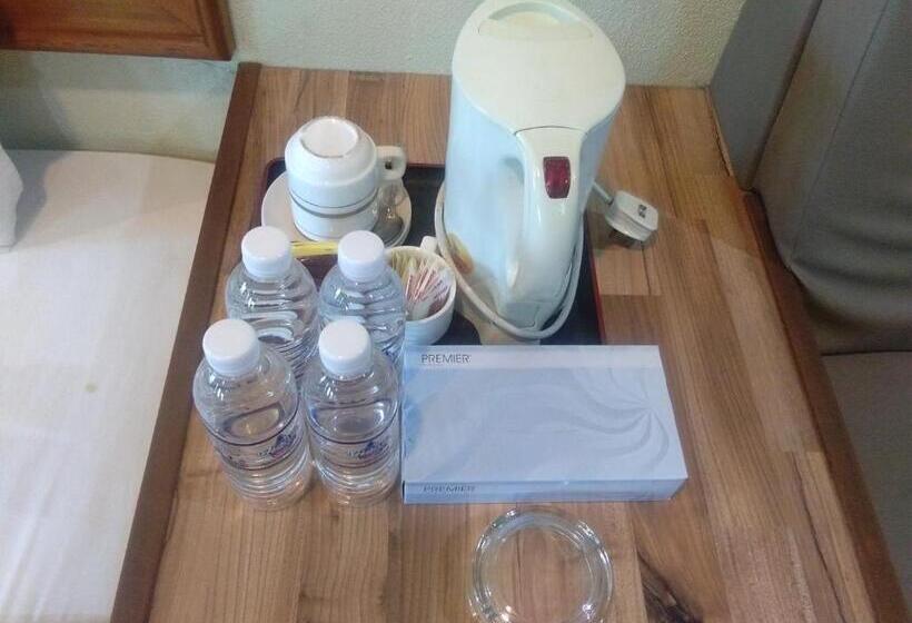 בית מלון כפרי Arwana Inn Tok Bali