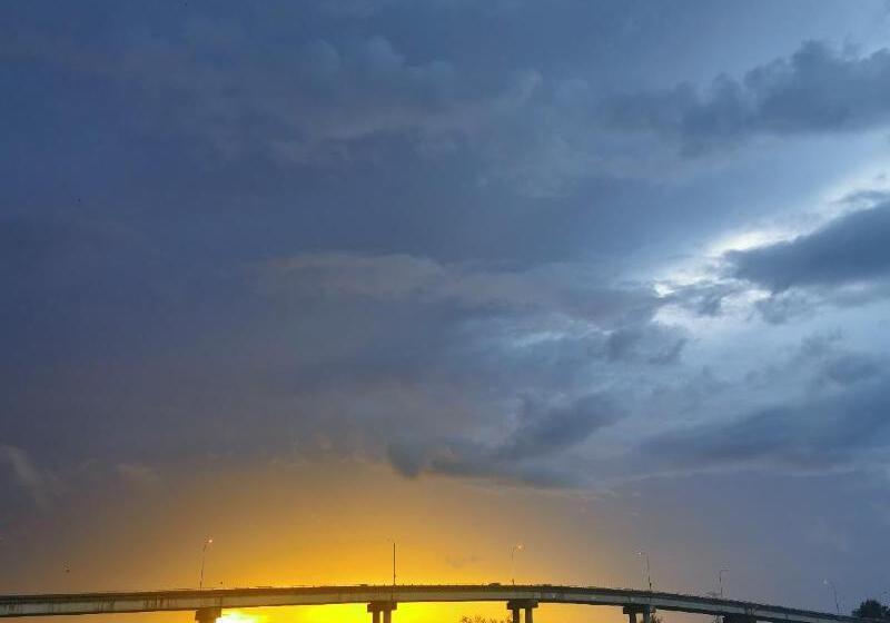 בית מלון כפרי Arwana Inn Tok Bali