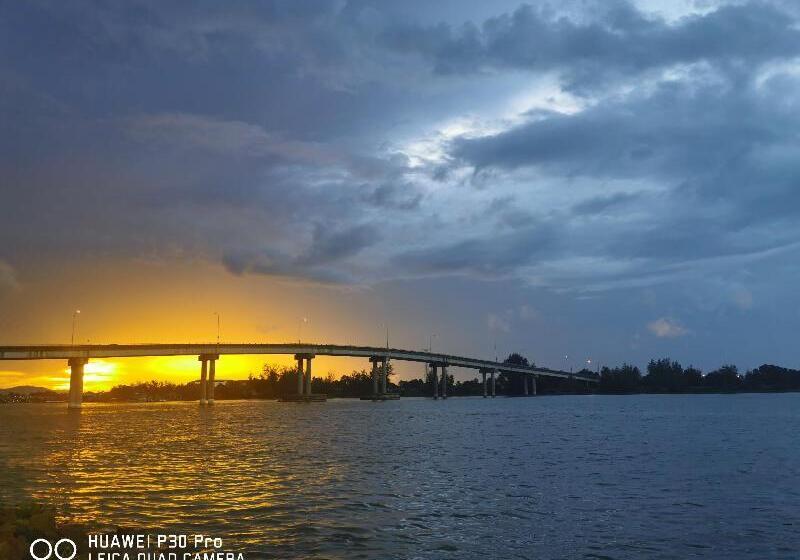 בית מלון כפרי Arwana Inn Tok Bali