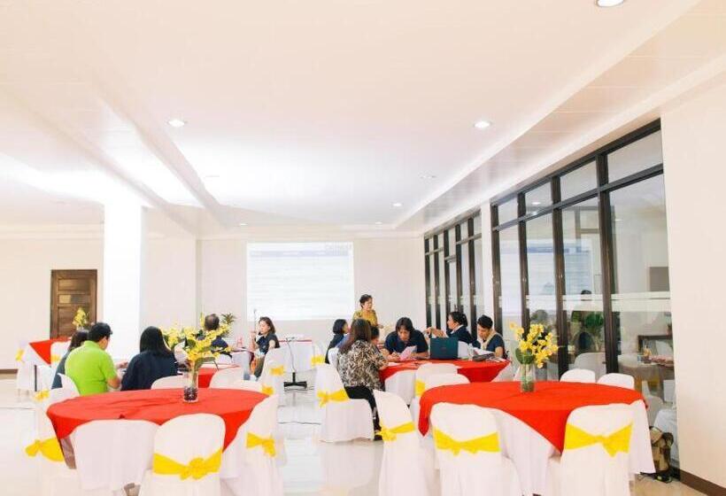 בית מלון כפרי Atiatihan Festival