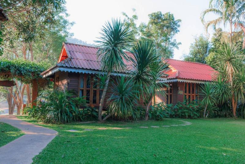 ホテル Banviewnam Camping & Resort