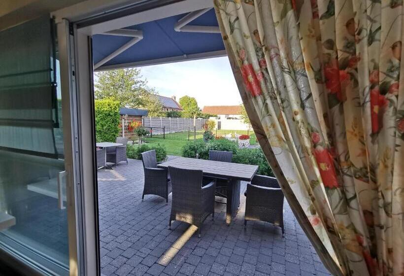 בית מלון כפרי B&b De Watering