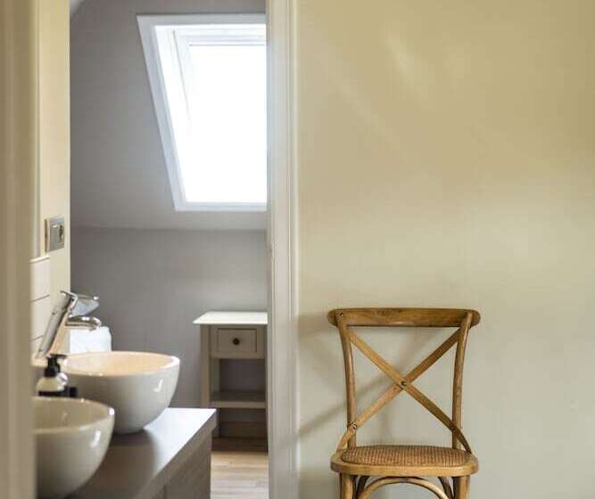 Отель B&b La Cereza