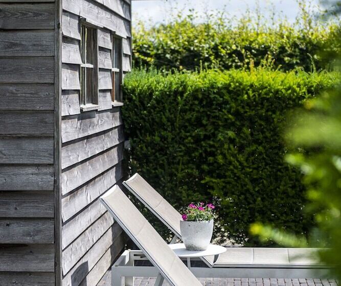 Отель B&b La Cereza