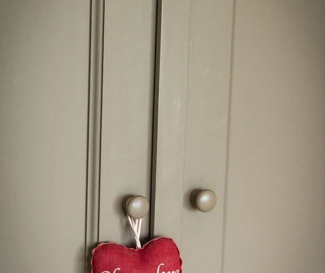 Отель B&b La Cereza