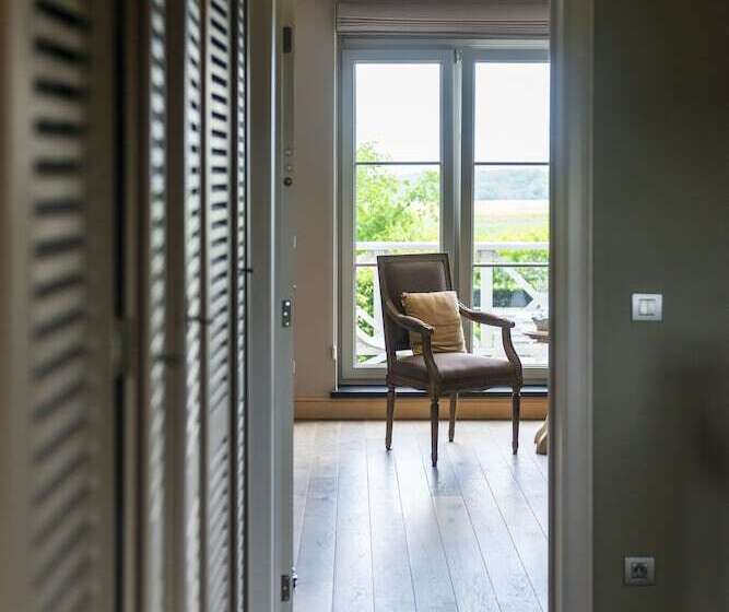 Отель B&b La Cereza