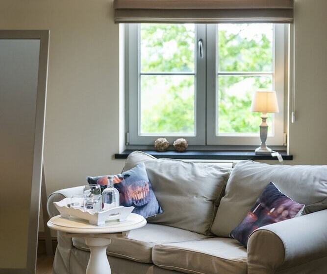 Отель B&b La Cereza