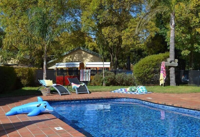 בית מלון כפרי Big4 Mornington Peninsula Holiday Park