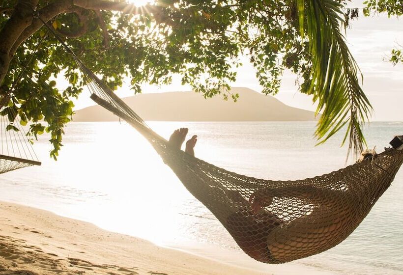 هتل Blue Lagoon Beach Resort