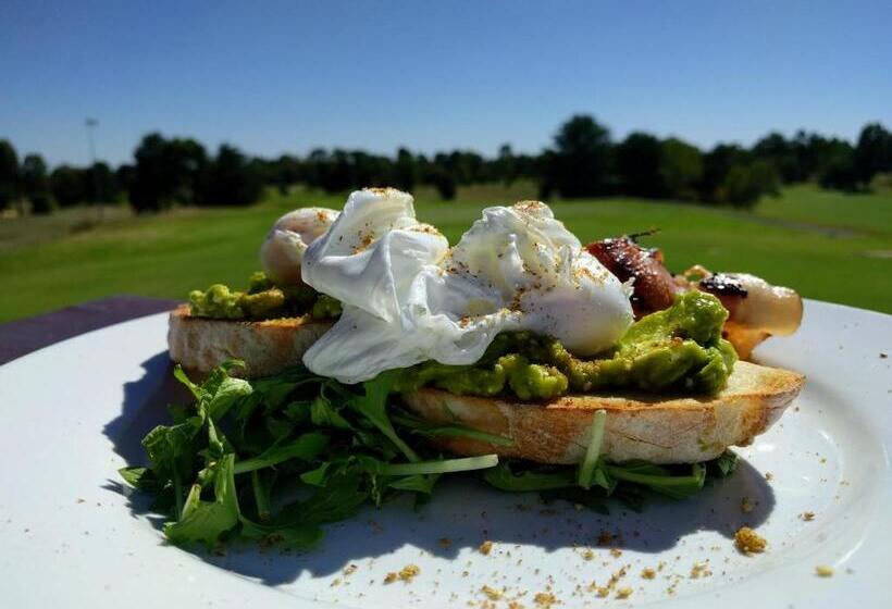 فندق Bridges Villas Barooga