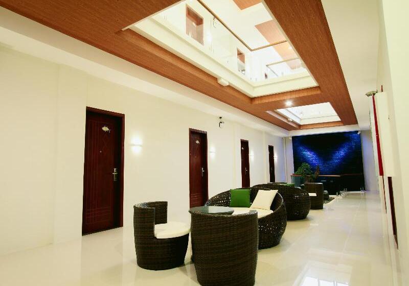 فندق Casa Rafael Business Inn