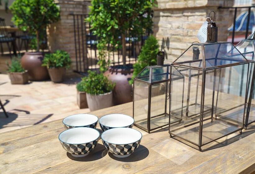 فندق The Valentia Cabillers