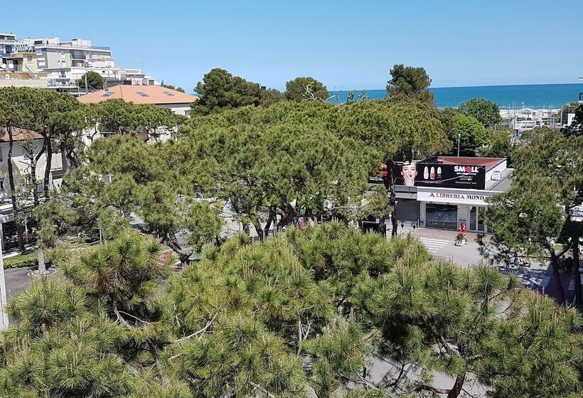 ホテル Ceccarini 9 Home Suite Home