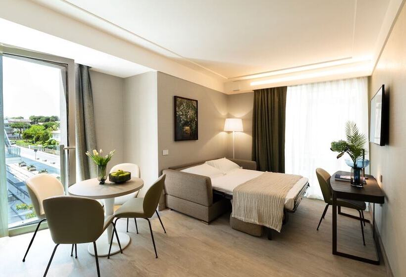 هتل Ceccarini 9 Home Suite Home