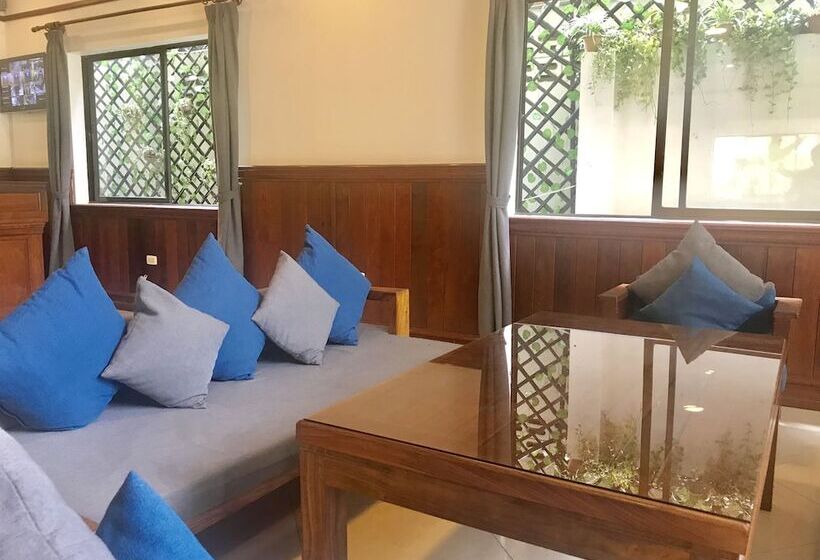 هتل Champey Villa