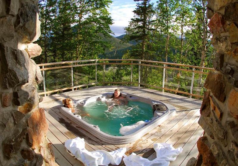 ホテル Chic-chocs Montagne Lodge