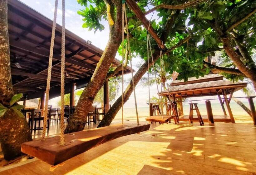 ホテル C&n Kho Khao Beach Resort   Sha Plus