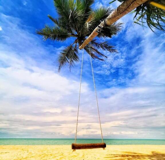 בית מלון כפרי C&n Kho Khao Beach Resort   Sha Plus