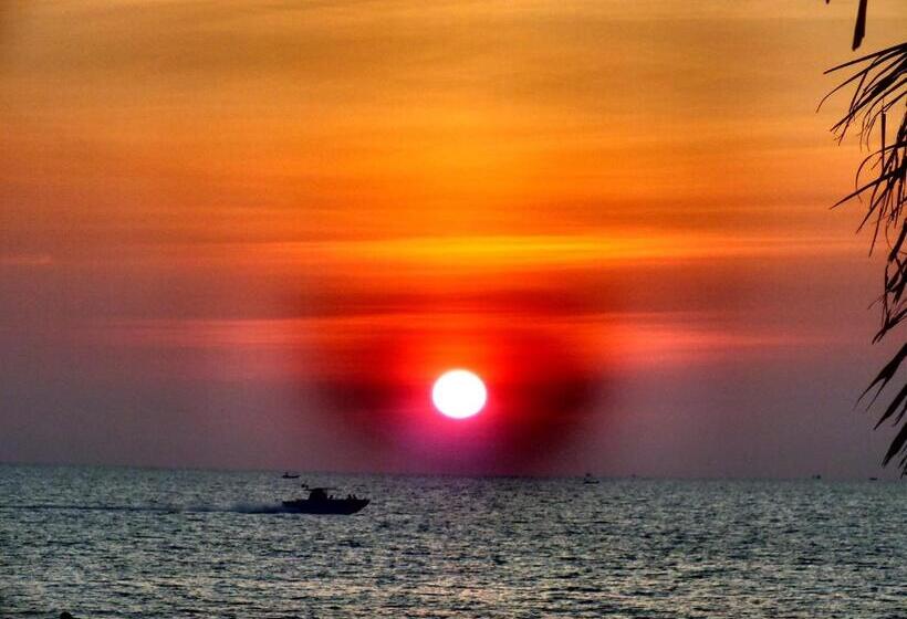 בית מלון כפרי C&n Kho Khao Beach Resort   Sha Plus