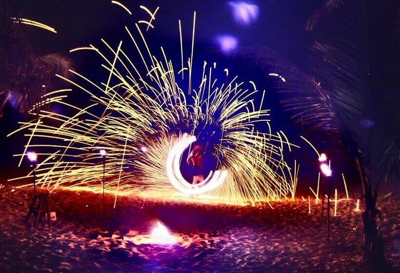 בית מלון כפרי C&n Kho Khao Beach Resort   Sha Plus