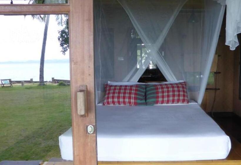 هتل Coco Cottage Resort