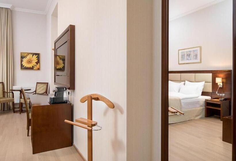 هتل Concorde Old Bucharest