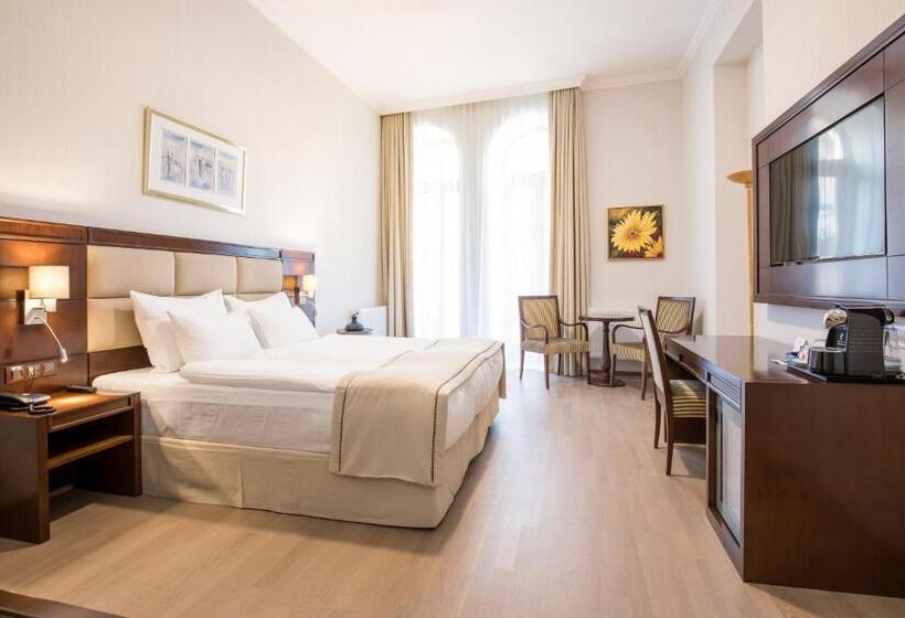 هتل Concorde Old Bucharest