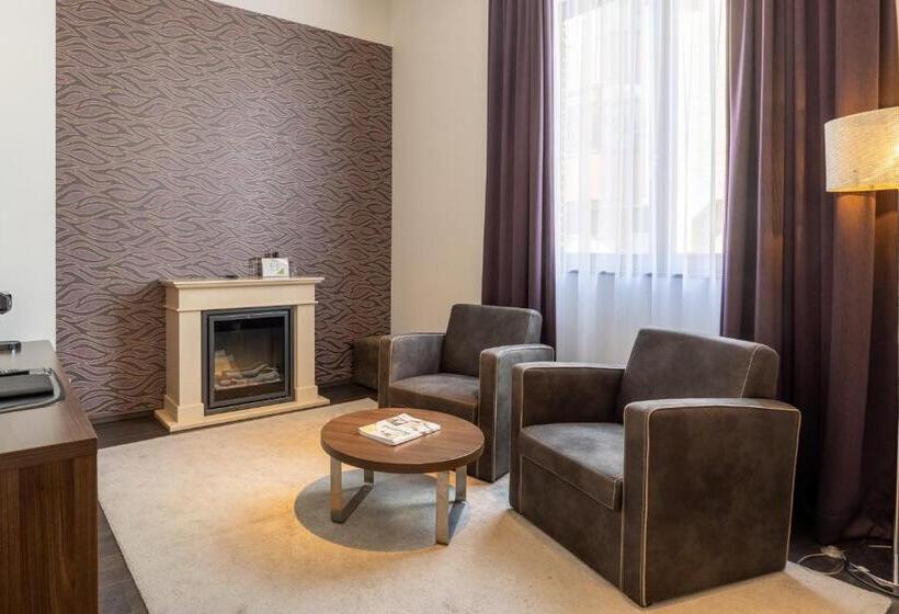 فندق De Boskar Peer