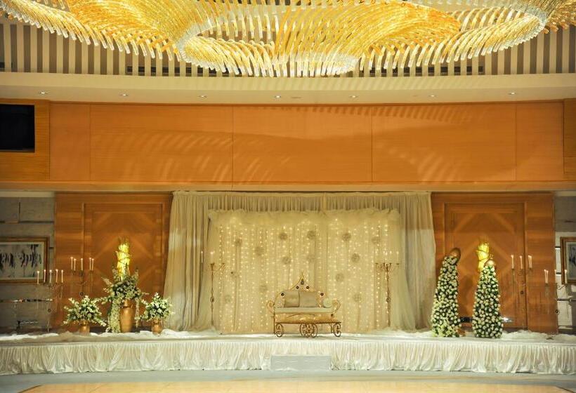 호텔 Grand Millennium Sulaimani