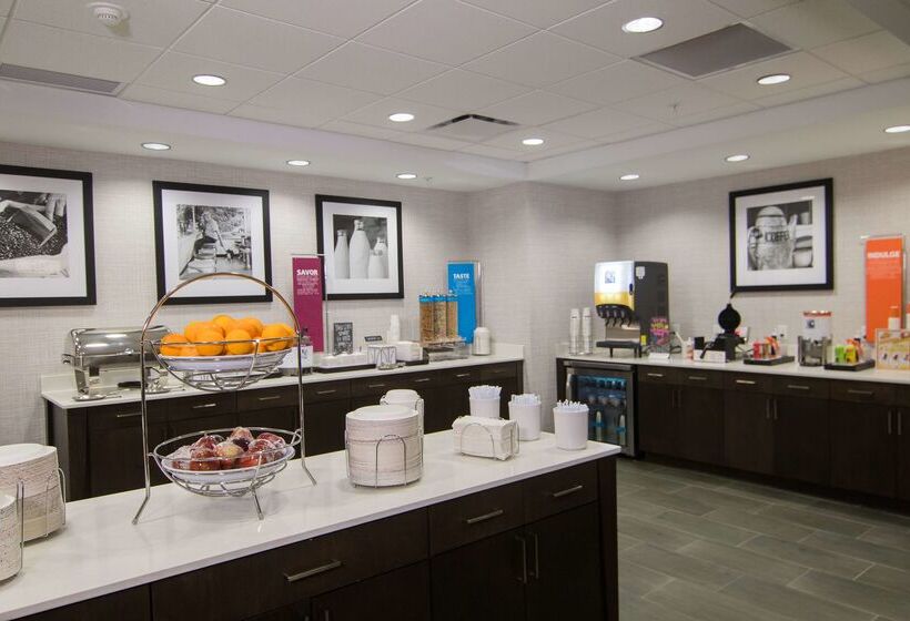 فندق Hampton Inn & Suites Tulsa Downtown