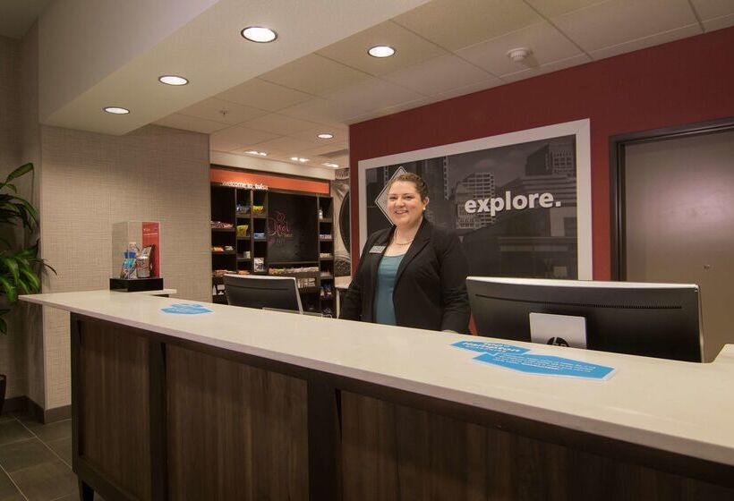 فندق Hampton Inn & Suites Tulsa Downtown