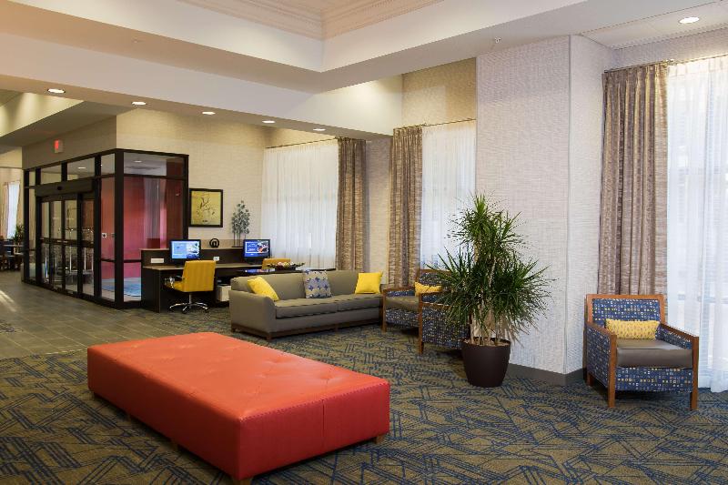 فندق Hampton Inn & Suites Tulsa Downtown