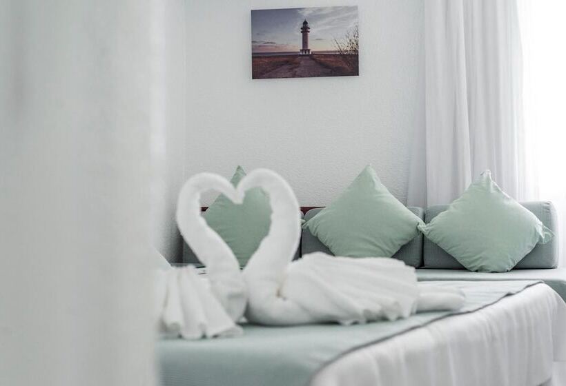 Отель Hostal Bellavista Formentera
