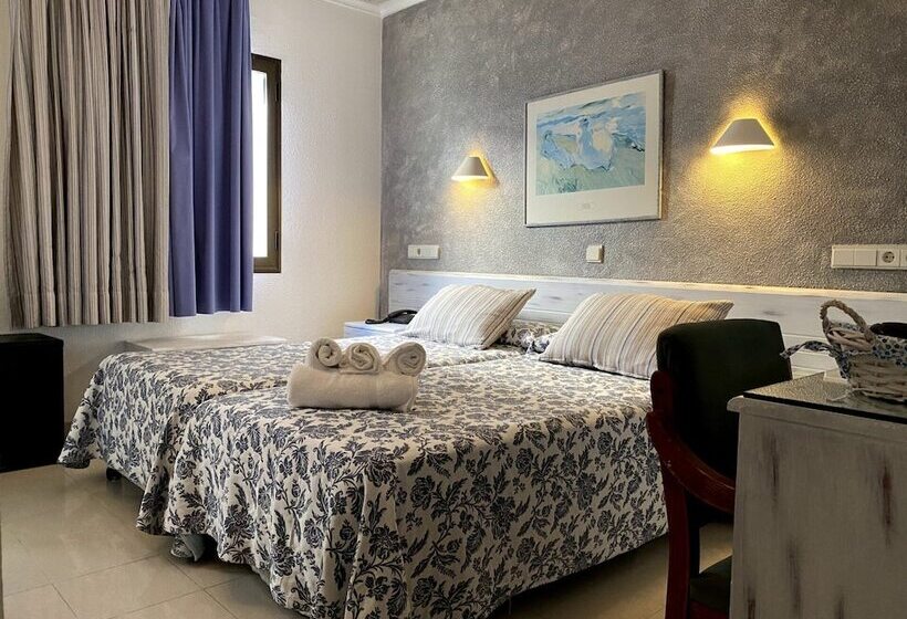 هتل Hostal Bellavista Formentera