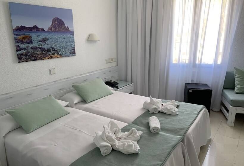 Отель Hostal Bellavista Formentera