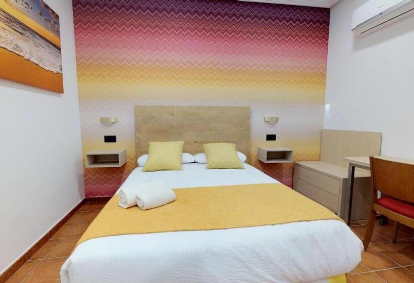 Hostal Boutique La Española By Bossh Hotels