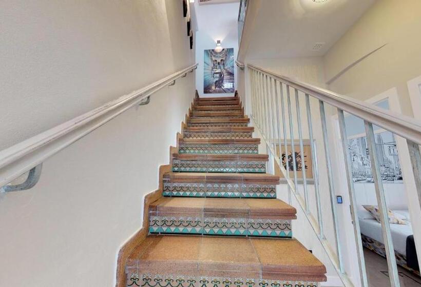 Hostal Boutique La Española By Bossh Hotels