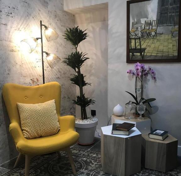 Hostal Boutique La Española By Bossh Hotels