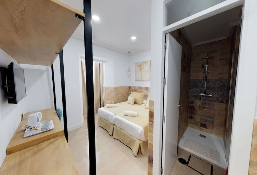 Hostal Boutique La Española By Bossh Hotels